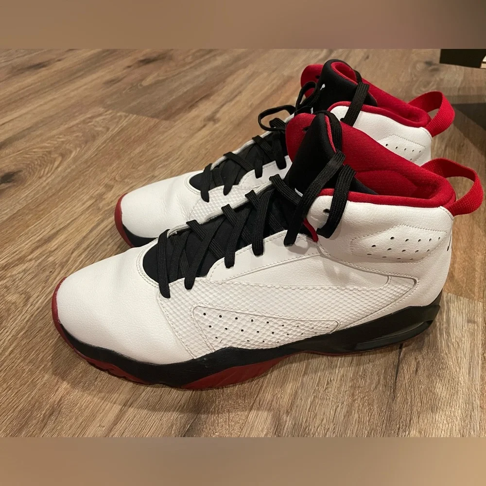 Jordan Lift Off White Gym Red Size 12